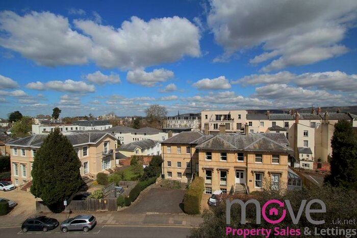 1 Bedroom Apartment To Rent In Lansdown Crescent, Cheltenham, GL50