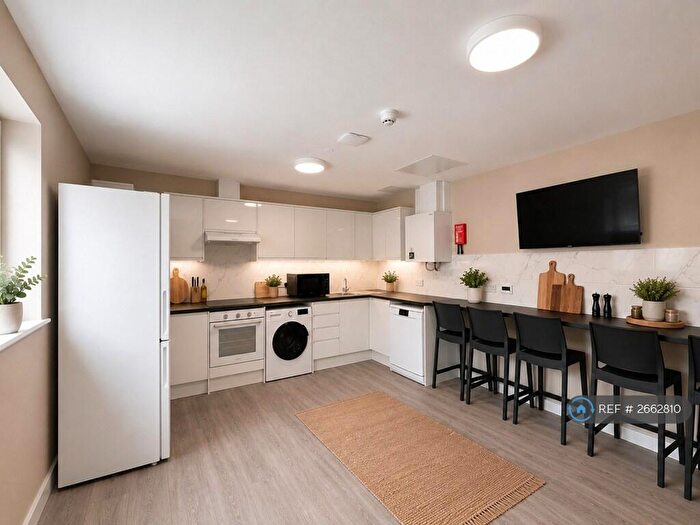 7 Bedroom Flat To Rent In Stokes Croft, Bristol, BS2