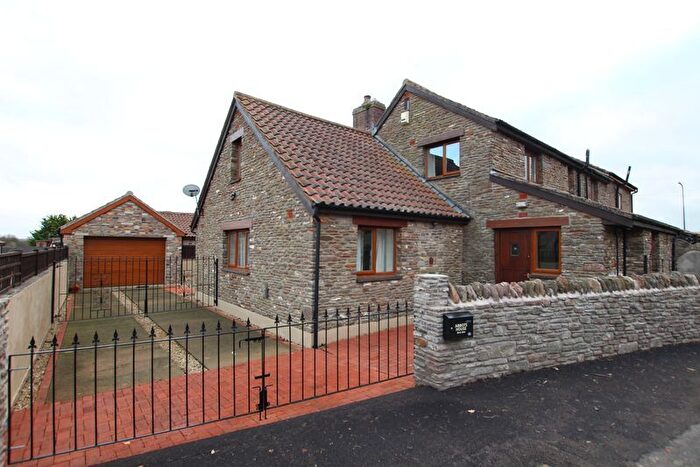 3 Bedroom Property For Sale In Maypole Square, Church Road, Hanham, Bristol, BS15