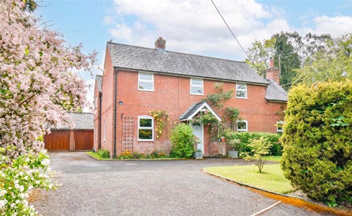 5 Bedroom Detached House For Sale In Nursteed, Devizes, Wiltshire, SN10