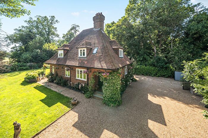 4 Bedroom Detached House For Sale In High Elms Lane, Watford, WD25