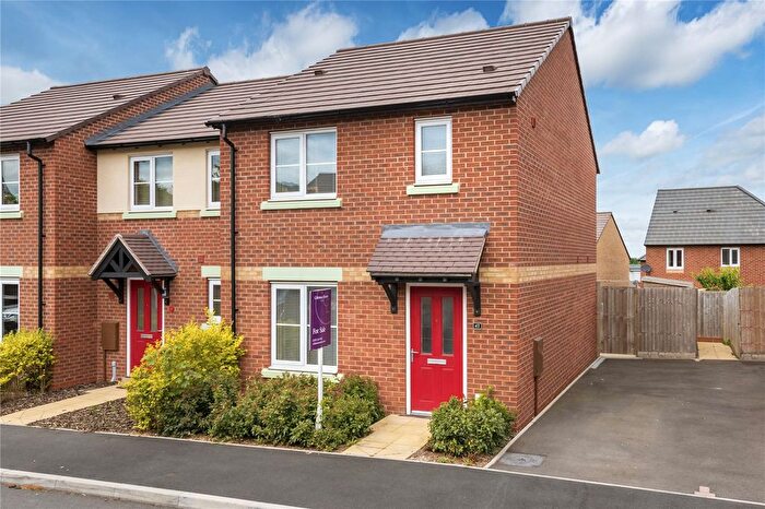 3 Bedroom End Of Terrace House To Rent In Vesey Court, Wellington, Telford, Shropshire, TF6