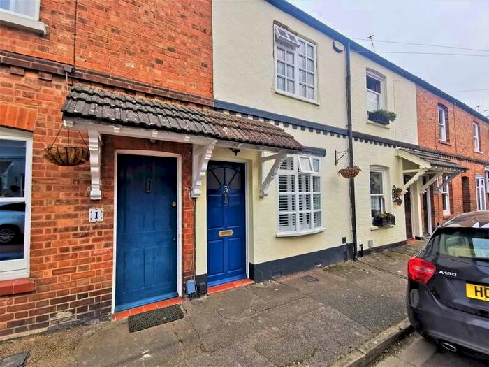 2 Bedroom Terraced House To Rent In Arthur Road, St. Albans AL1