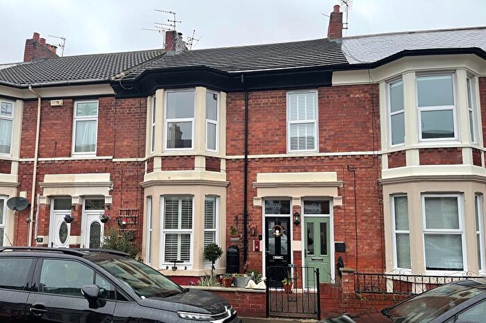 3 Bedroom Flat For Sale In Belford Terrace, North Shields, Tyne And Wear, NE30