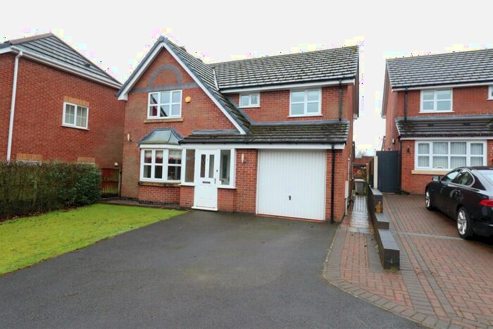 4 Bedroom Detached House To Rent In Whitfield Drive, Macclesfield, SK11