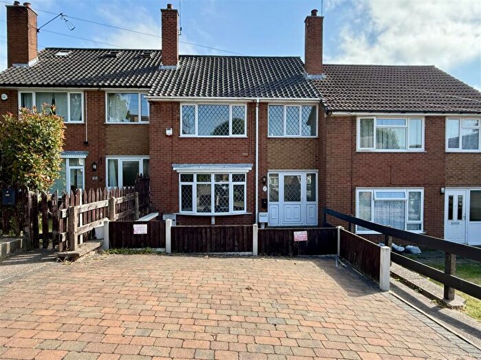 3 Bedroom House To Rent In Swanson Avenue, Huthwaite, Sutton In Ashfield, NG17