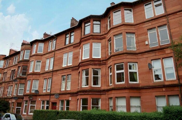 3 Bedroom Flat To Rent In Craigmillar Road, Battlefield, G42