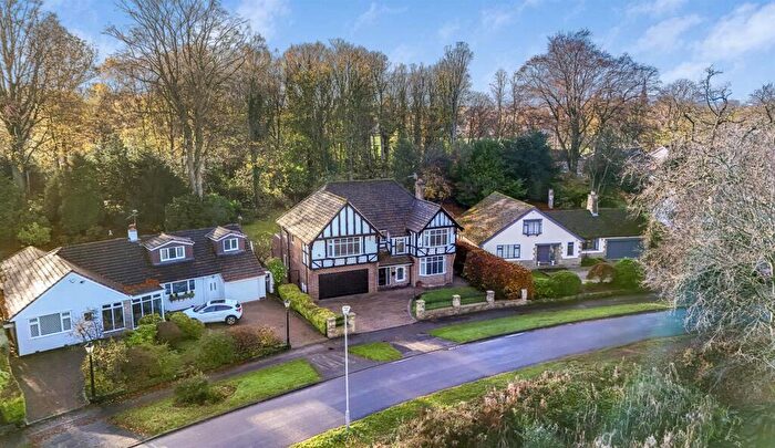6 Bedroom Detached House For Sale In Lakeside View On South Park Drive, Poynton, SK12