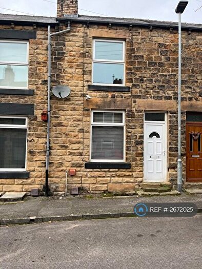 3 Bedroom Terraced House To Rent In Fitzwilliam Street, Hoyland, Barnsley, S74