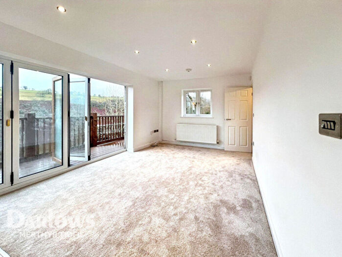 4 Bedroom Detached House For Sale In Moriah Street, Treharris, CF46