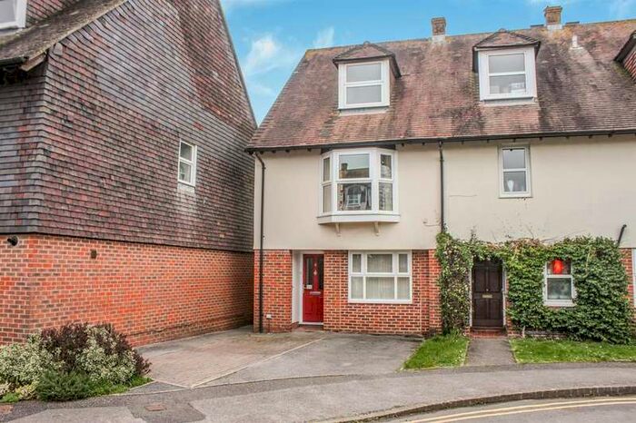 2 Bedroom End Of Terrace House To Rent In Friars Orchard, Salisbury, SP1