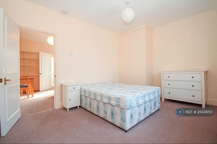 1 Bedroom Flat To Rent In Nelson Street, London, E1