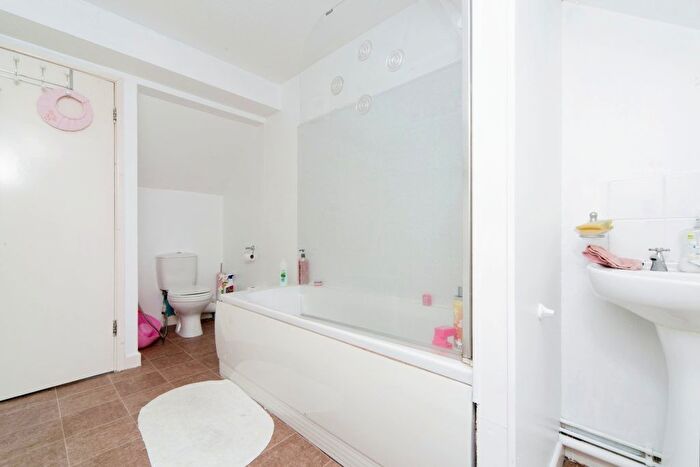 3 Bedroom Detached House For Sale In Bryniau Duon, Llanfechell, Amlwch, LL68