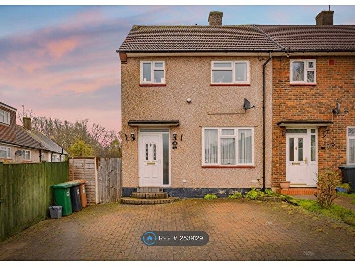 2 Bedroom End Of Terrace House To Rent In Hayling Road, Watford, WD19