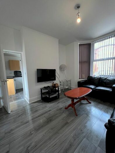 5 Bedroom Terraced House To Rent In Weardale Road, Liverpool, Merseyside, L15