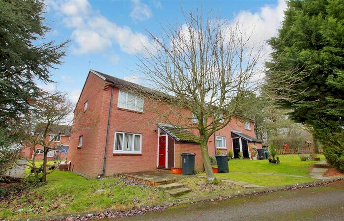 1 Bedroom Maisonette To Rent In Longstock Court, Eastleaze, Swindon, SN5