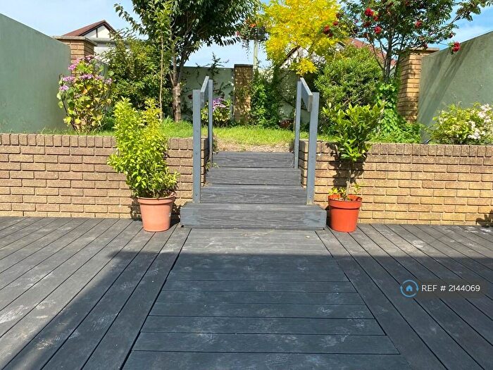 2 Bedroom Semi-Detached House To Rent In The Spinney, Brackla Bridgend, CF31