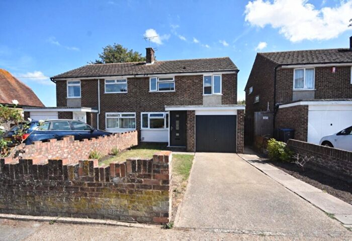 3 Bedroom Semi-Detached House For Sale In Northwood Road, Broadstairs, CT10