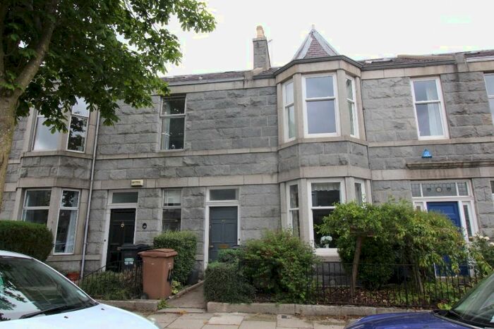 3 Bedroom Terraced House To Rent In Rosebery Street, West End, Aberdeen AB15