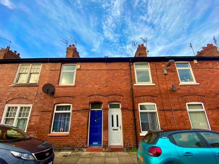 2 Bedroom Property To Rent In Rose Street, York, YO31