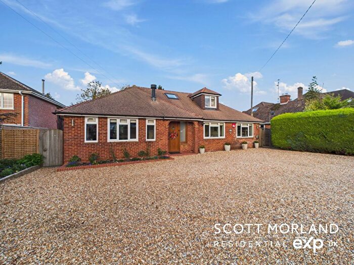 5 Bedroom Detached House For Sale In Pack Lane, Basingstoke, RG22