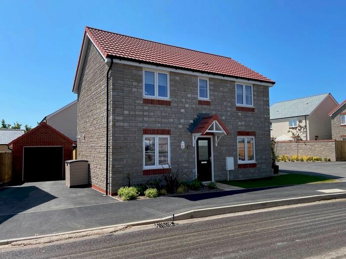 3 Bedroom Detached House For Sale In Pepper Drive, Somerton, TA11