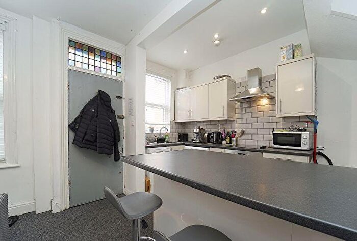 2 Bedroom Terraced House To Rent In Harold Street, Leeds, LS6