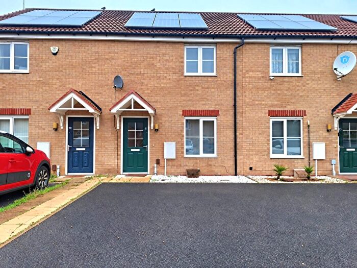 2 Bedroom Terraced House For Sale In Monarch Avenue, Peterborough, PE2