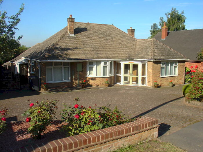 3 Bedroom Bungalow To Rent In Beamhill Road, Burton-On-Trent, DE13