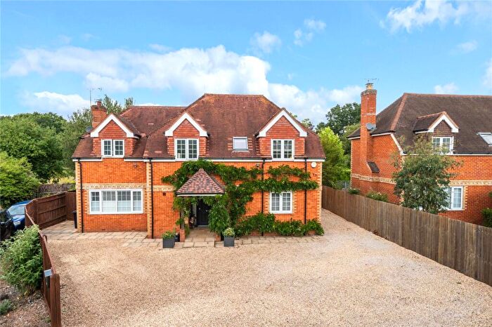 4 Bedroom Detached House For Sale In Langley Common Road, Barkham, Wokingham, Berkshire, RG40