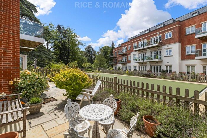 2 Bedroom Retirement Property For Sale In Lynwood Village, Sunninghill, SL5