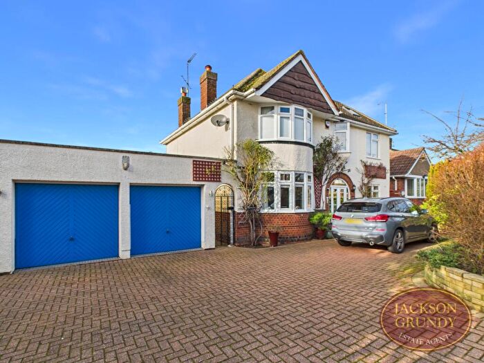 3 Bedroom Detached House For Sale In North Western Avenue, Kingsthorpe, NN2