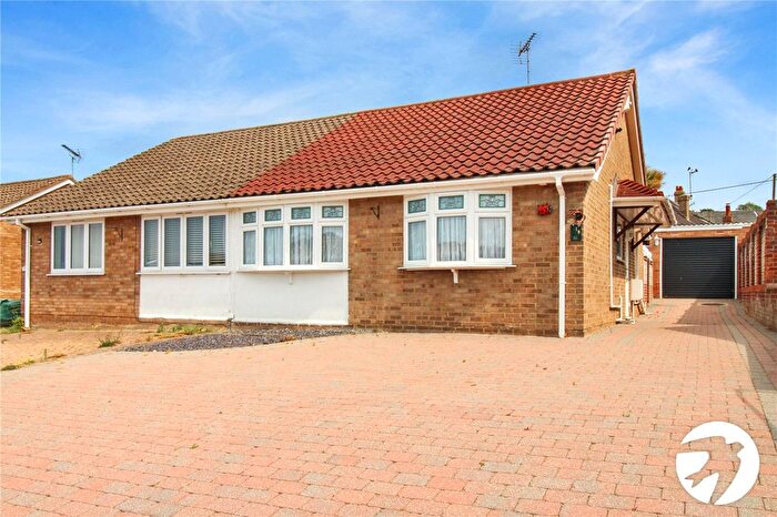 2 Bedroom Bungalow To Rent In Ash Crescent, Higham, Rochester, Kent, ME3