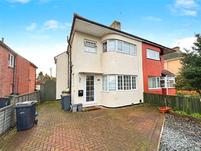 3 Bedroom Semi-Detached House For Sale In Weyhill Road, Andover, Hampshire, SP10