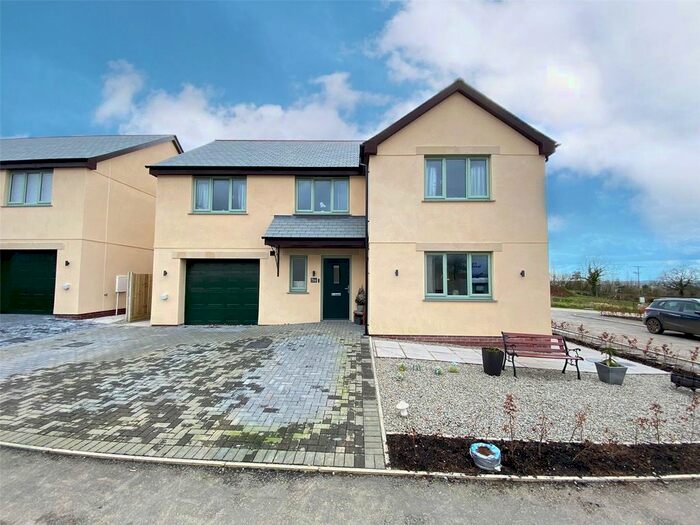 4 Bedroom Detached House For Sale In Woods Field, Lewdown, Okehampton, EX20