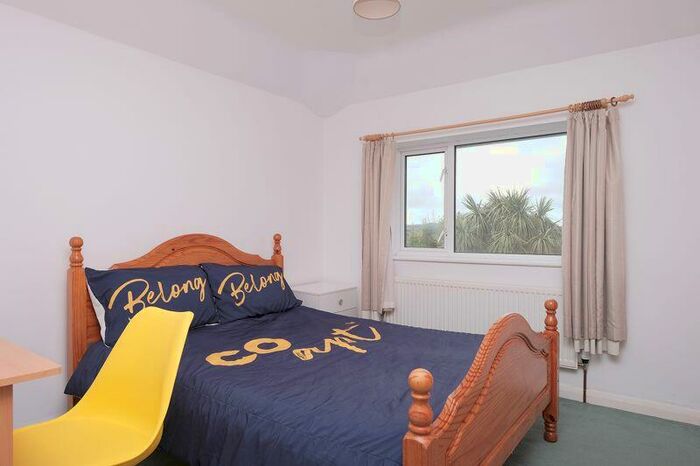 4 Bedroom Semi-Detached House To Rent In Roundway, Brighton, BN1