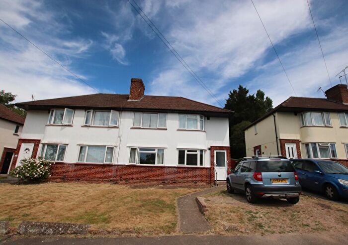 2 Bedroom Maisonette To Rent In Barnsdale Road, Reading, RG2