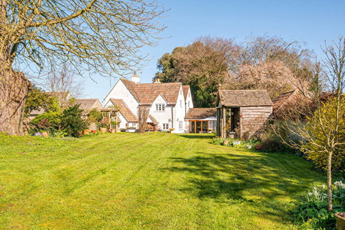4 Bedroom Detached House For Sale In The Street, Hullavington, SN14