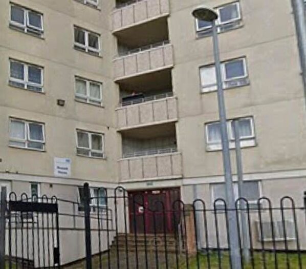 1 Bedroom Flat To Rent In Rossett House, Otley Road, Bradford, BD3