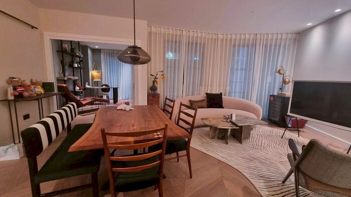 3 Bedroom Flat To Rent In Cleveland Street, London, W1T