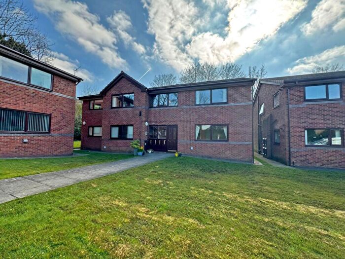 1 Bedroom Apartment To Rent In Glengarth, Uppermill, OL3