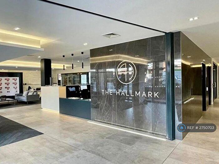 2 Bedroom Flat To Rent In Hallmark Tower, Manchester, M4