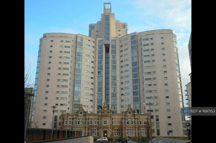 2 Bedroom Flat To Rent In Altolusso, Cardiff, CF10