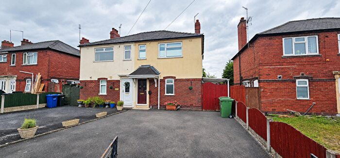 3 Bedroom Semi-Detached House For Sale In Stourbridge Road, Stourbridge, West Midlands, DY9