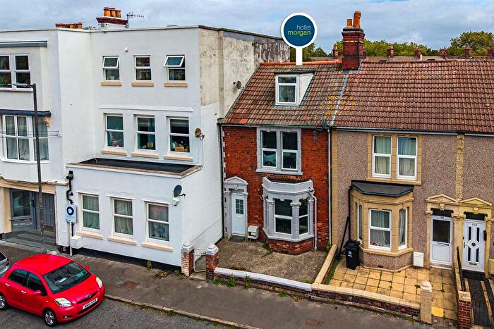 4 Bedroom Terraced House For Sale In Portview Road, Avonmouth, Bristol, BS11