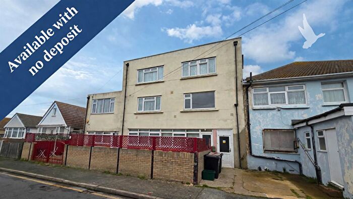 3 Bedroom Flat To Rent In Rosemary Way, Jaywick, CO15