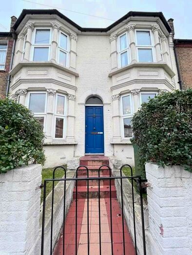 3 Bedroom Terraced House To Rent In Saunders Road, Plumstead, SE18