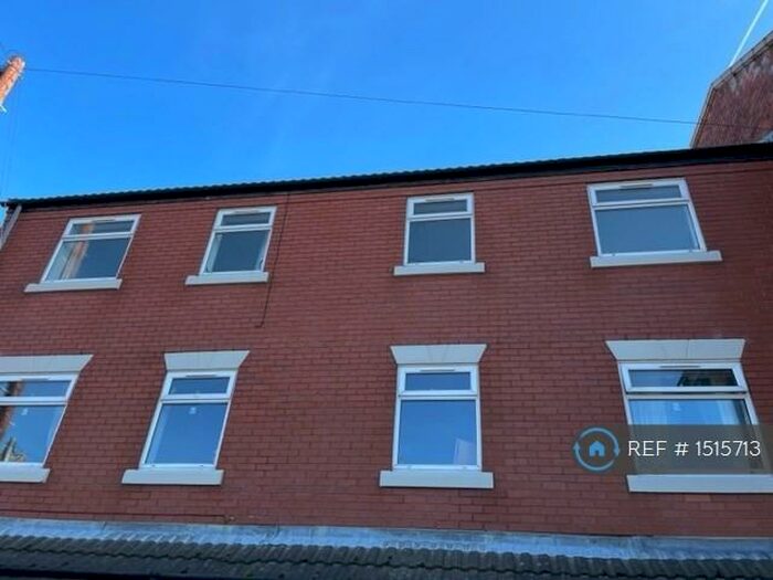 2 Bedroom Flat To Rent In Bark Street, Cleethorpes, DN35