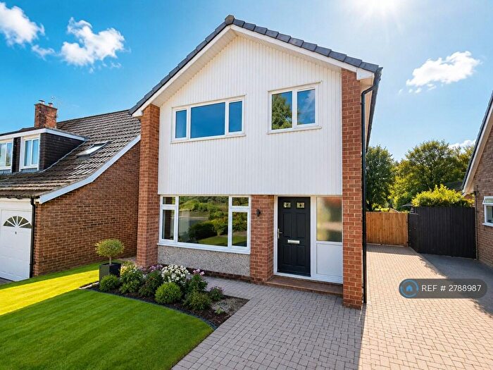 3 Bedroom Detached House To Rent In Hall Park Avenue, Leeds, LS18