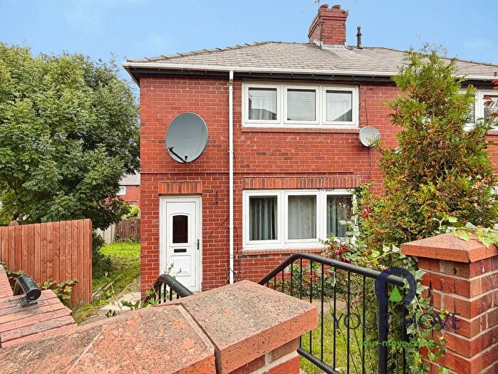 2 Bedroom Semi-Detached House For Sale In California Street, Barnsley, S70